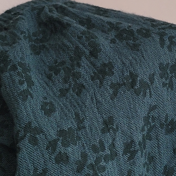 Hollister Jewel Green Ditsy Floral Ruched Long-Sleeve Tie-Front Top S Babydoll - Picture 7 of 9